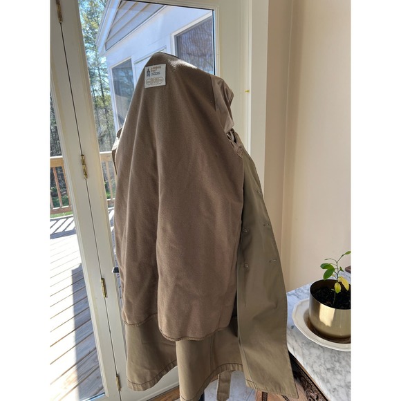 Vintage London Fog Brown Tan Double breasted Lined Trench coat with belt - Picture 10 of 14